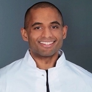 Tharusan Thevathasan YIA award ACVC 2025.jpg