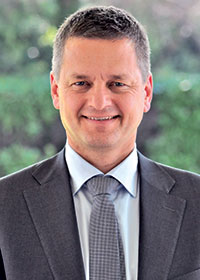 achenbach-stephan-2019-congress-news.jpg
